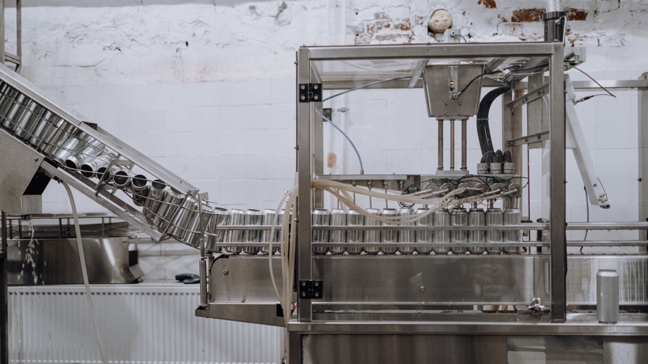 The Use Cases That Actually Drive Large-Format Water Jug Demand — and What Each Requires